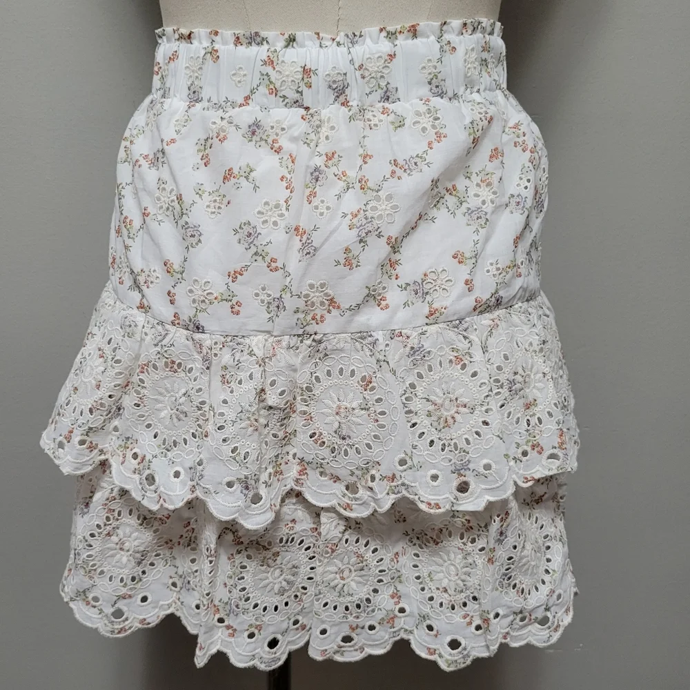 Loft white floral tiered ruffle mini skirt size small - Picture 5 of 9